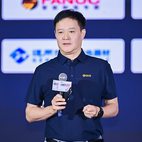 徐石，讓企業AI落地